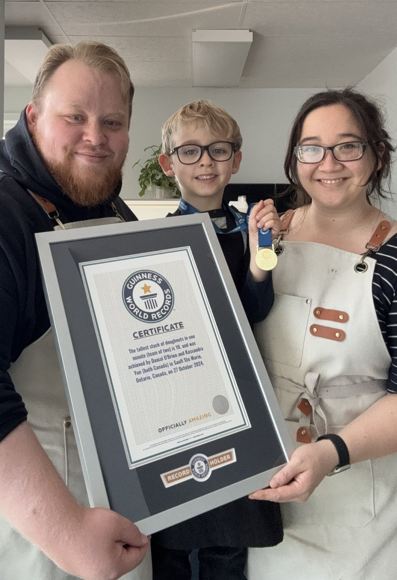 Kasdan Co. owners Danial and Kassandra with their Guinness World Records certificate